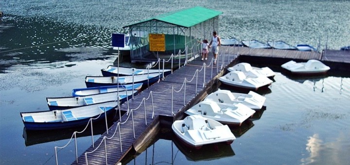 Rożnów - przystań na jeziorze