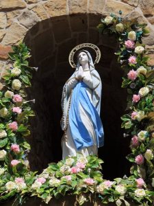 Grota Porąbka Uszewska