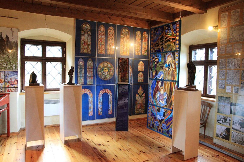 Witraże Czesława Dźwigaja - Muzeum Nowy Wiśnicz
